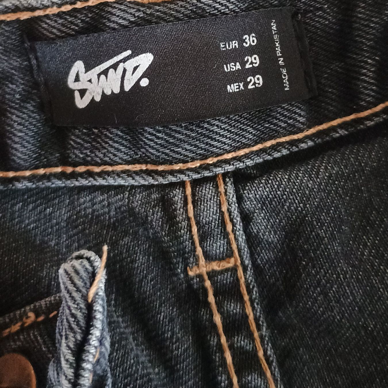 Pull&Bear Jeans: Neue Shorts Jeans - Pull & Bear - 36 (29) – Gebraucht aus St. Gallen von cabbageindustries 2