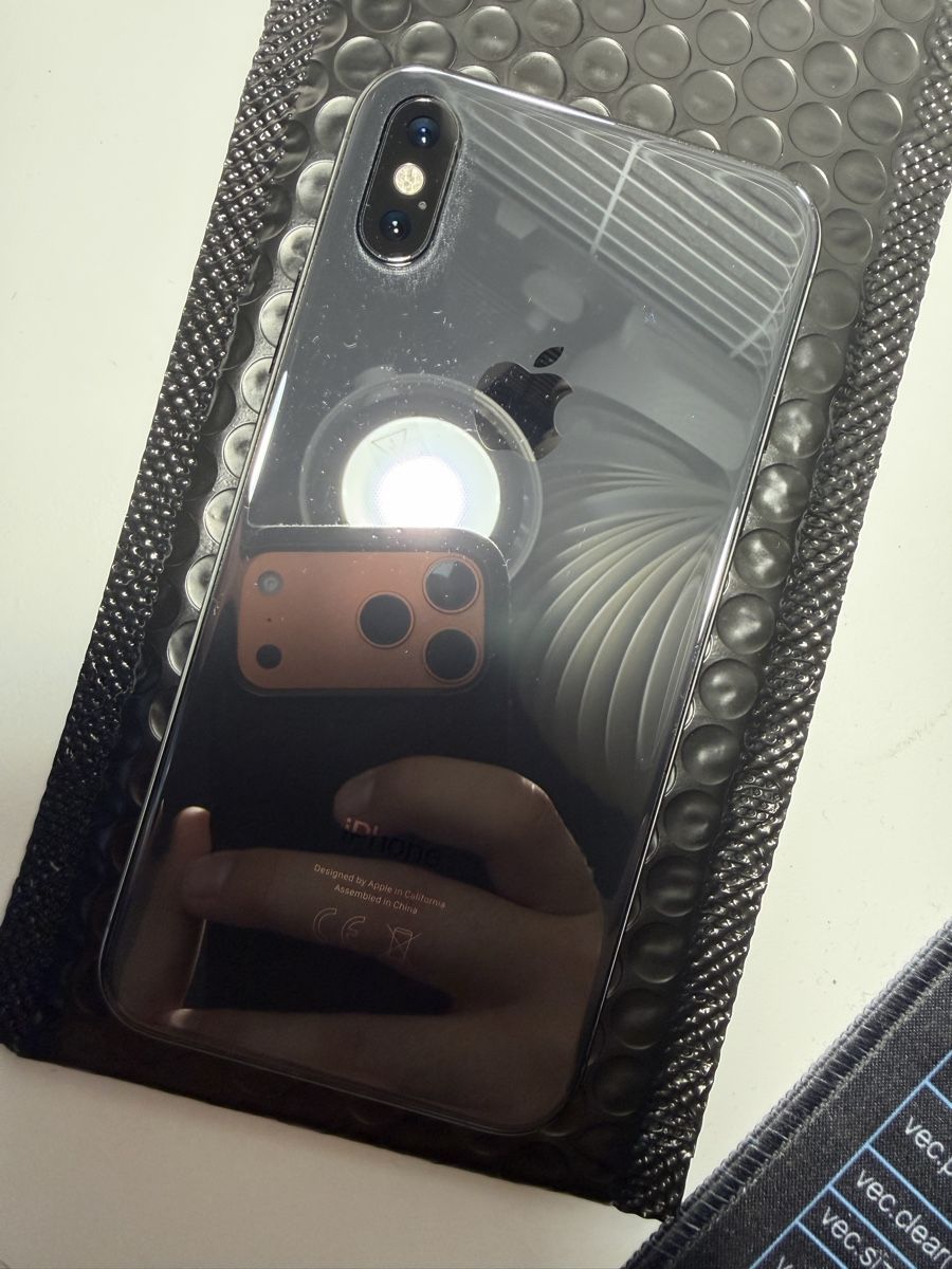 Apple Telefoni cellulari / Smartphones: Iphone Xs – Nuovo (secondo la descrizione) da Wetzikon ZH venduto da aro_685k