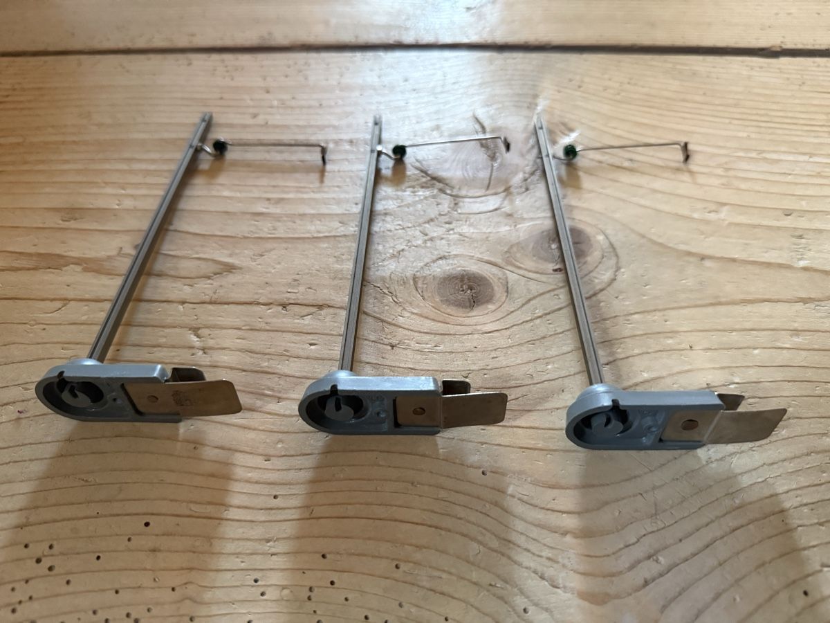 Buco Modellini di ferrovie: 3 Original BUCO Masten No. 8700 – Usato da Amden venduto da vipernatter 1