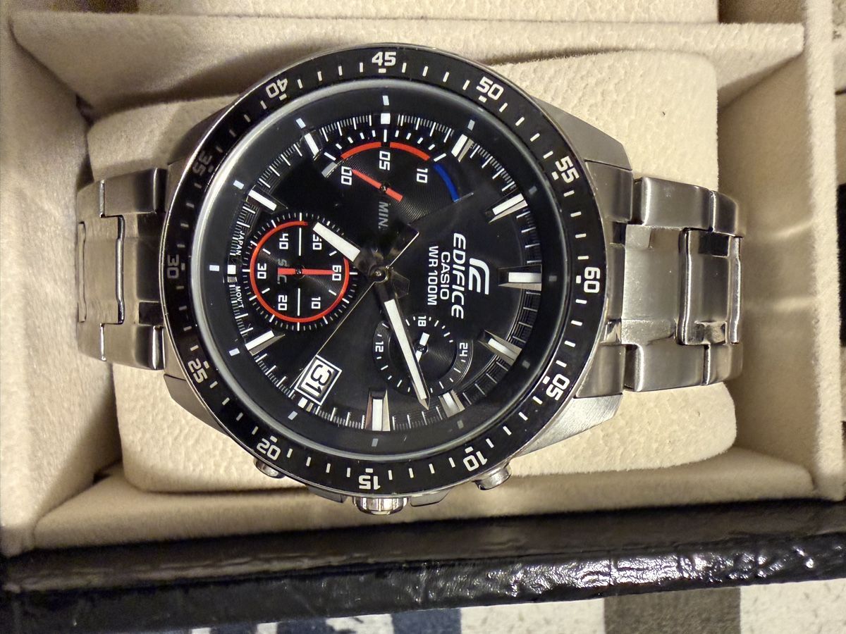 Casio Montres: Orologio Casio Edifice WR 100M cronografo – D'occasion à Killwangen par ros_67ly