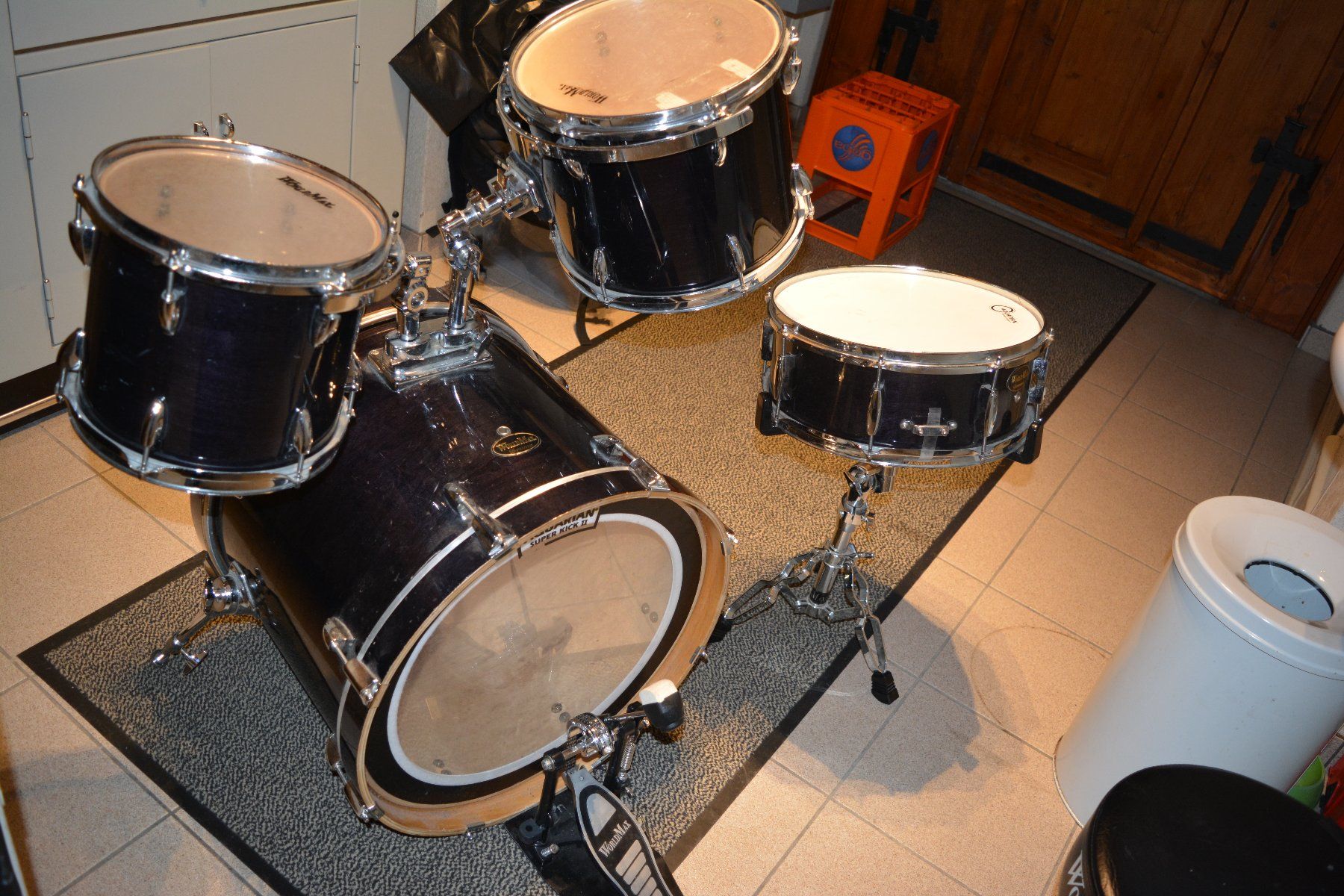 Strumenti musicali: WORLD MAX  8 TEILIGES  DRUM SET – Usato da Weissbad venduto da Usw63 1