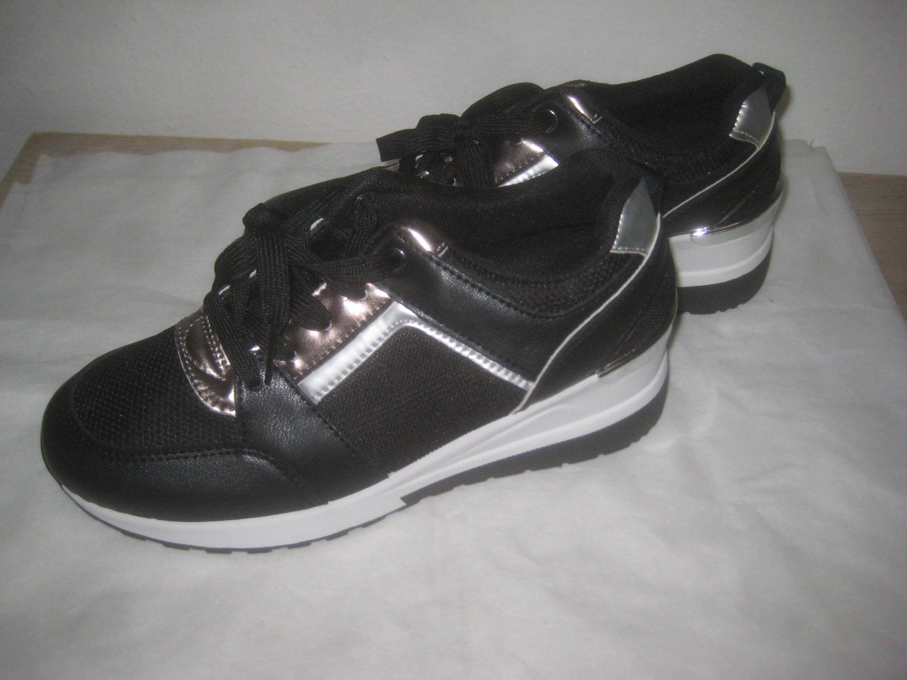 Scarpe da donna: DAMEN SCHUHE – Nuovo (secondo la descrizione) da Uster venduto da flocke1