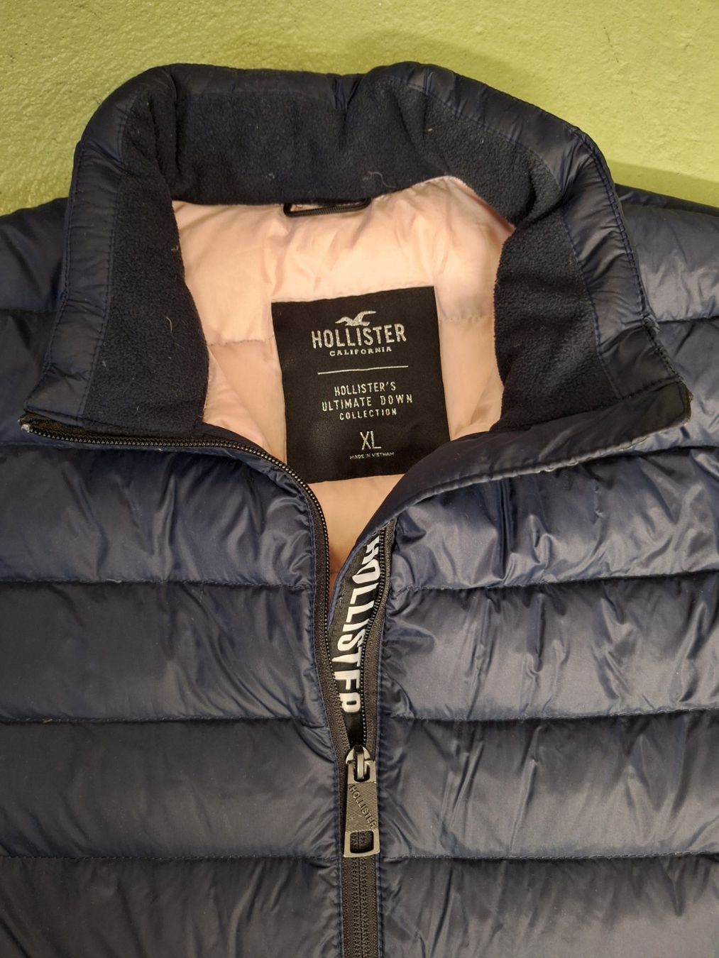 Hollister Giacche: Daunenjacke Hollister – Usato da Niederglatt ZH venduto da Bobsli 1