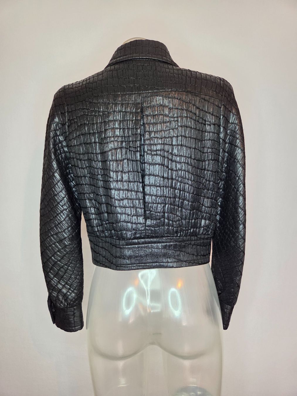 Vestes: Dries Van Noten Croc Texture Cropped Jacket – D'occasion à Bern par -Aniko- 2