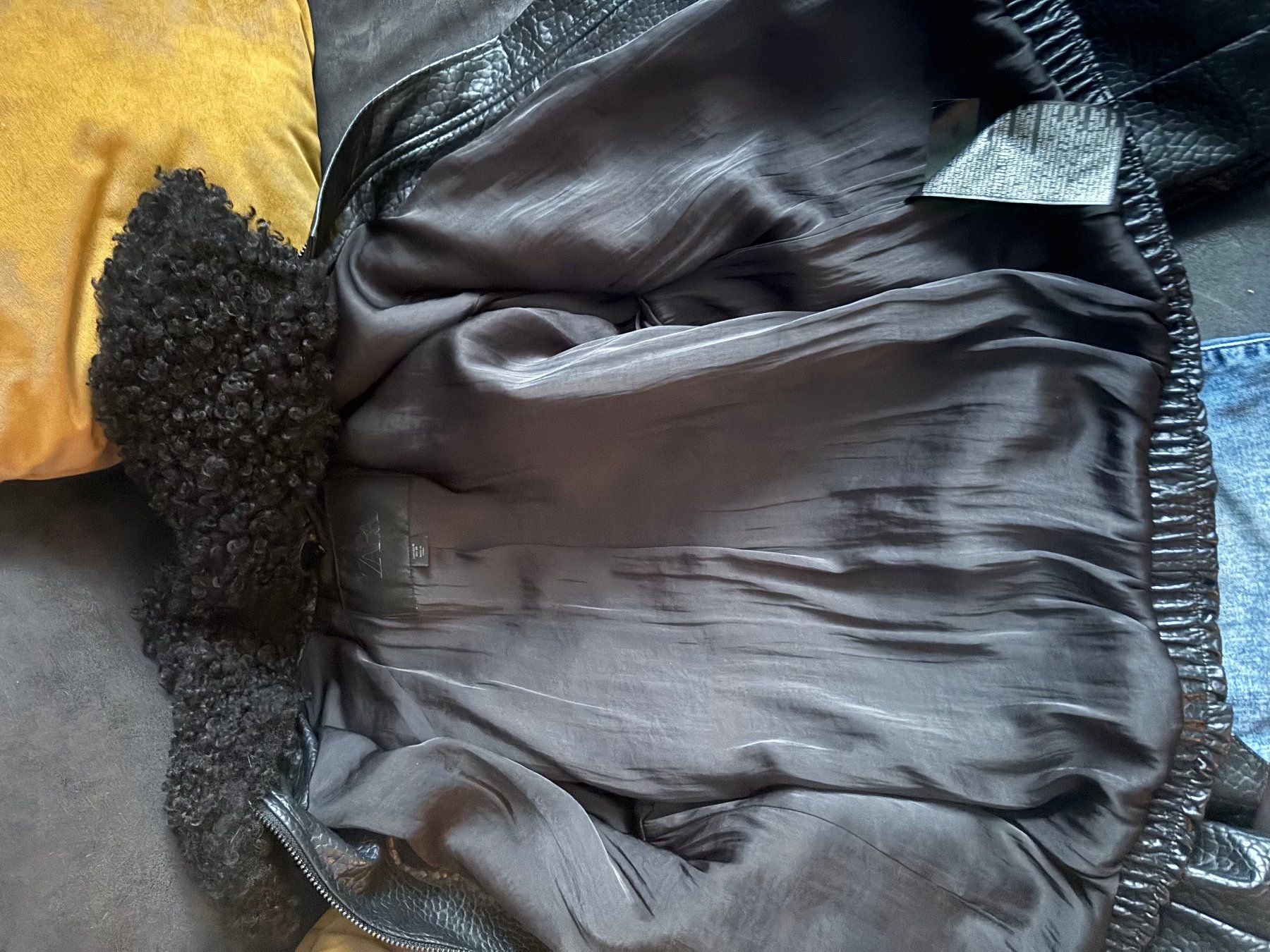 Zara Jacken: ZARA Bomberjacke neu – Neu (gemäss Beschreibung) aus Merishausen von yourdream 5