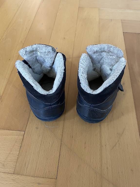 Scarpe per ragazzi: Blifestyle Gr. 23 – Usato da Schaffhausen venduto da paraula 1