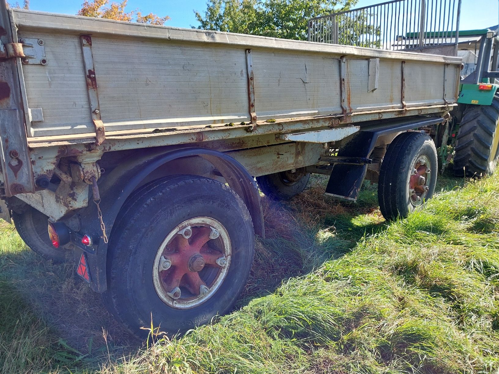 Lanz + Marti Anhänger: Anhänger/Kipper 12Tonnen – Gebraucht aus Bützberg von jenzer87