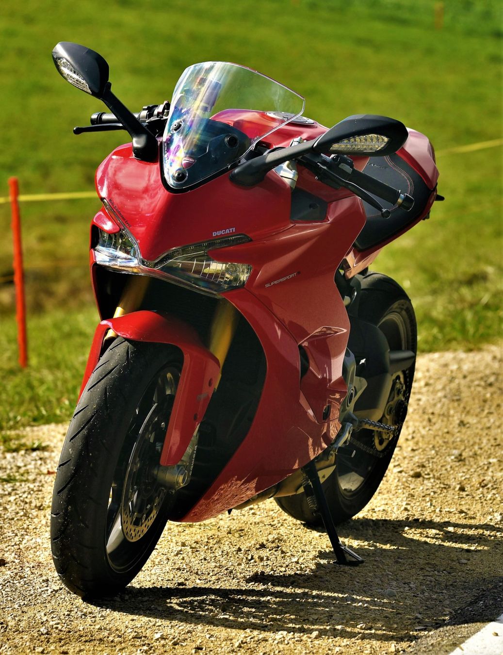 Ducati Strada: Ducati 937 Supersport S – Usato da Brügg BE venduto da desmodue