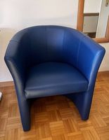 Blauer Sessel