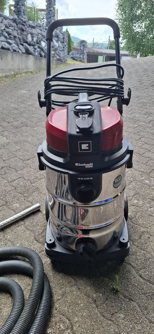 Einhell Staubsauger & Zubehör: Nass-/Trockensauger Einhell TE-VC 2230 SA  – Gebraucht aus Guntershausen von Jtattoo
