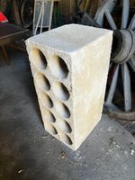 Schöne, massive Weinlagersteine, 12 Stück total!