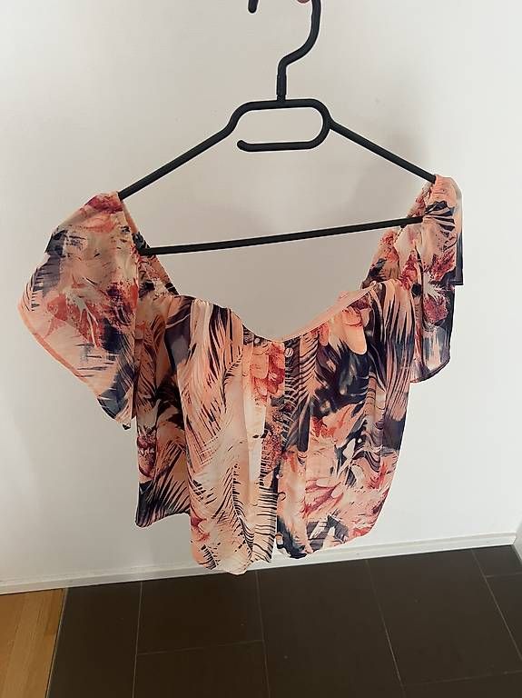 Top: Guess Damen Top – Usato da Gebenstorf venduto da pin_67yc