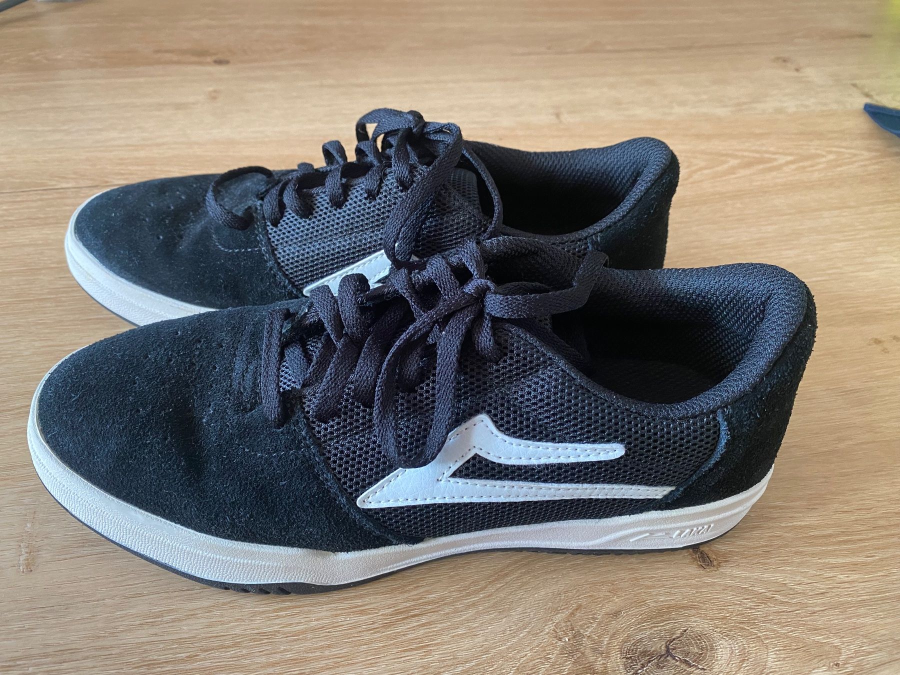 Lakai Schuhe für Jungen: Schuhe – Gebraucht aus Dällikon von jambod