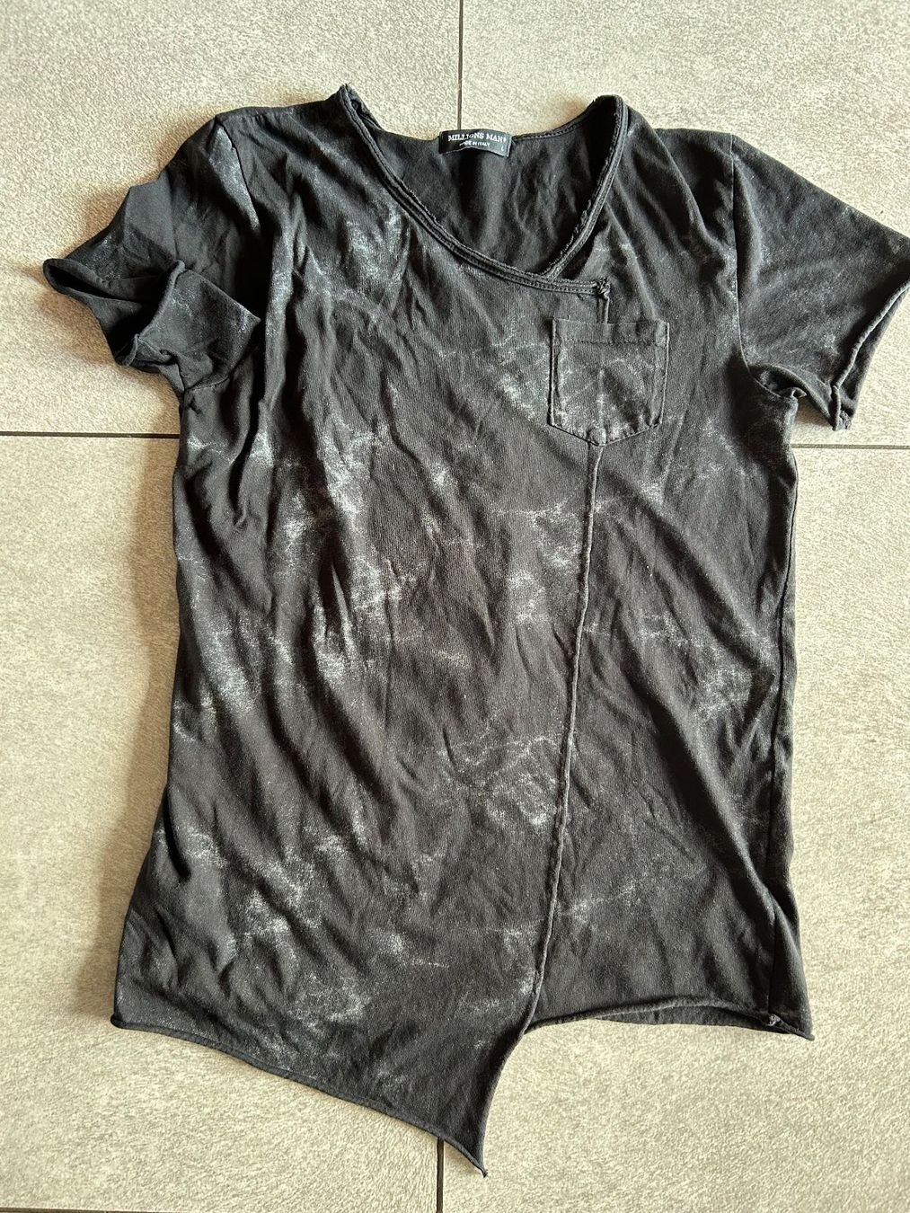 Hemden, T-Shirts & Polos: T-shirt modern NOIR gr. 158 – Gebraucht aus Arbedo von nadia1973