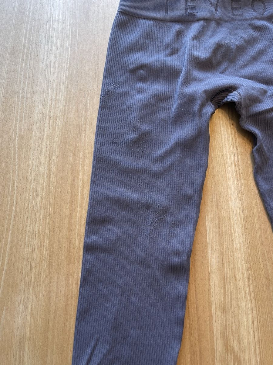 Teveo Leggings: Teveo Ripped Leggins – Gebraucht aus Flaach von DewTrich 2