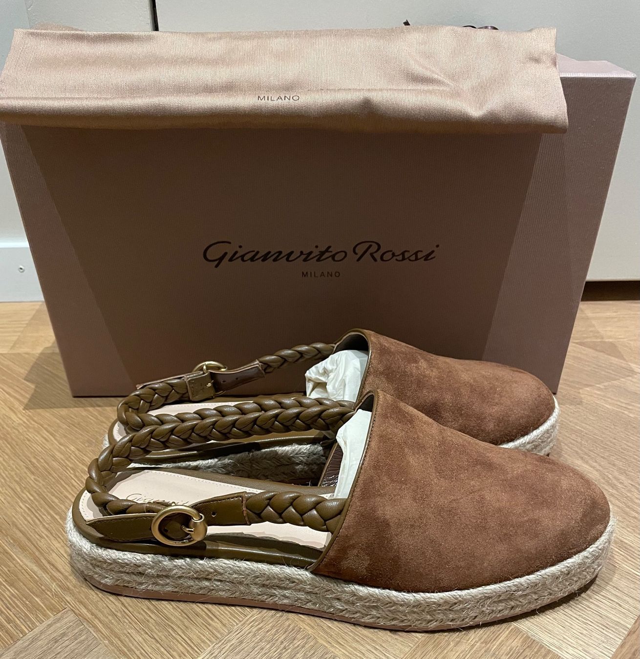 Gianvito Rossi Damenschuhe: GIANVITO ROSSI Toledo Texas Suede Slingback Espadrilles – Neu (gemäss Beschreibung) aus Zürich von Sarazrh 1