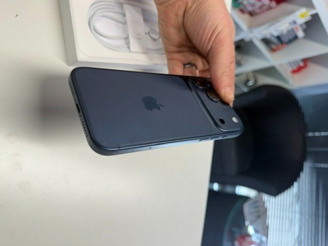 Apple Telefoni cellulari / Smartphones: IPhone 17 Pro MAX 256GB +++neuer Display+++ – Usato da Frick venduto da sandro_martin 7