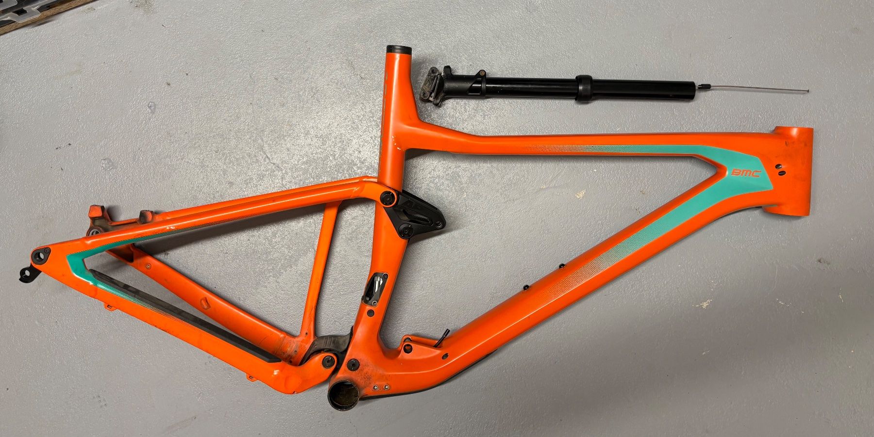 BMC Pezzi di ricambio: BMC Speedfox 02 One XL Rahmen & Dropperpost – Difettoso da Bonstetten venduto da Misterjan