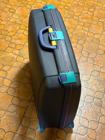 Gratis Hartschallenkoffer Samsonite