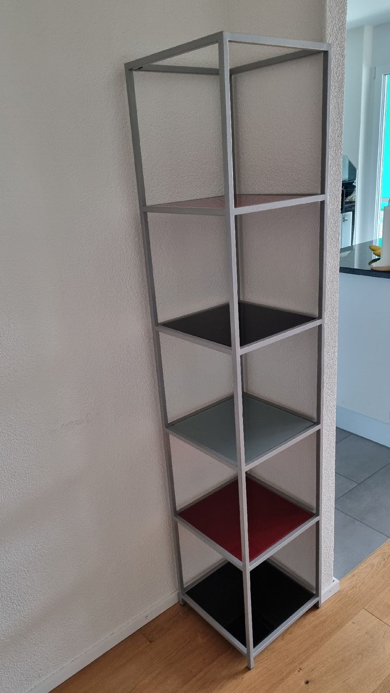 Regale: Regal  – Gebraucht aus Sarnen von Misha3