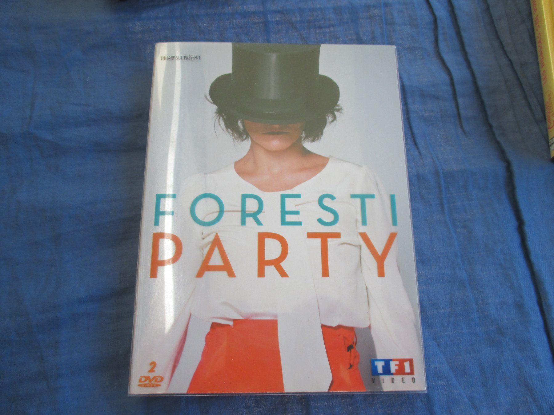 Tutti i DVDs: Florence Foresti : Foresti Party – Usato da Colombier NE venduto da Nevenma