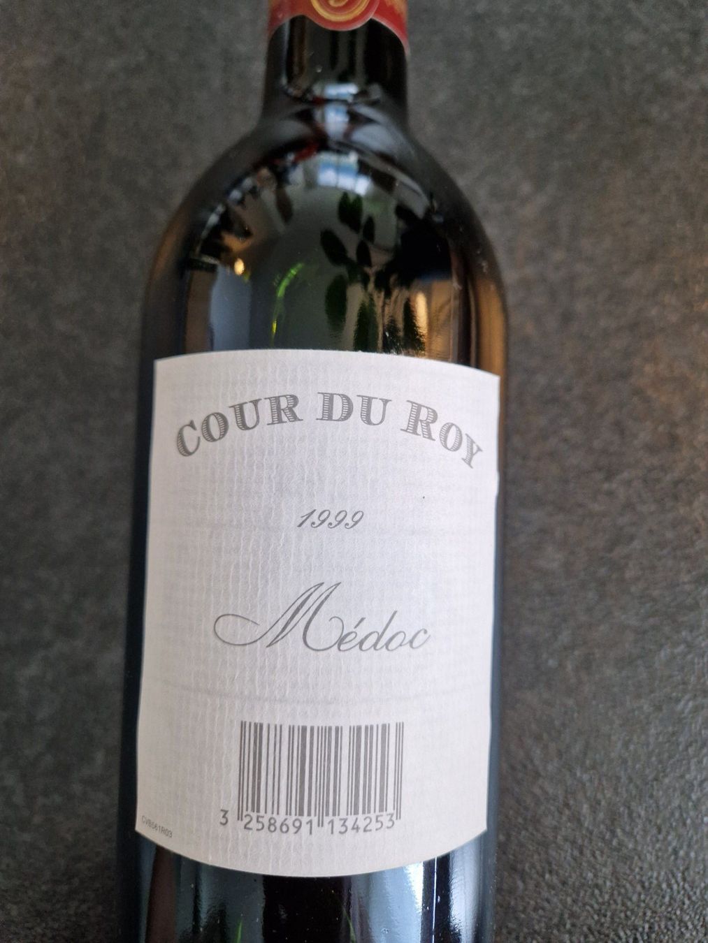 Vino: Cour du Roy Médoc 1999 | 3 Flaschen – Nuovo (secondo la descrizione) da Seewen SZ venduto da c_smmrschh 3