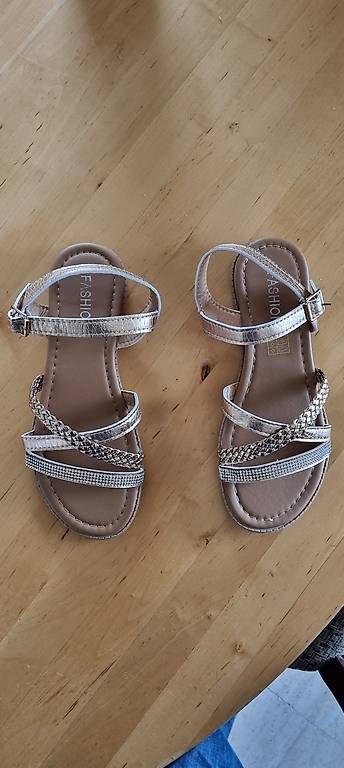 Damenschuhe: Sandales neuves taille 38 – Gebraucht aus Lausanne von vri_jmb8 1