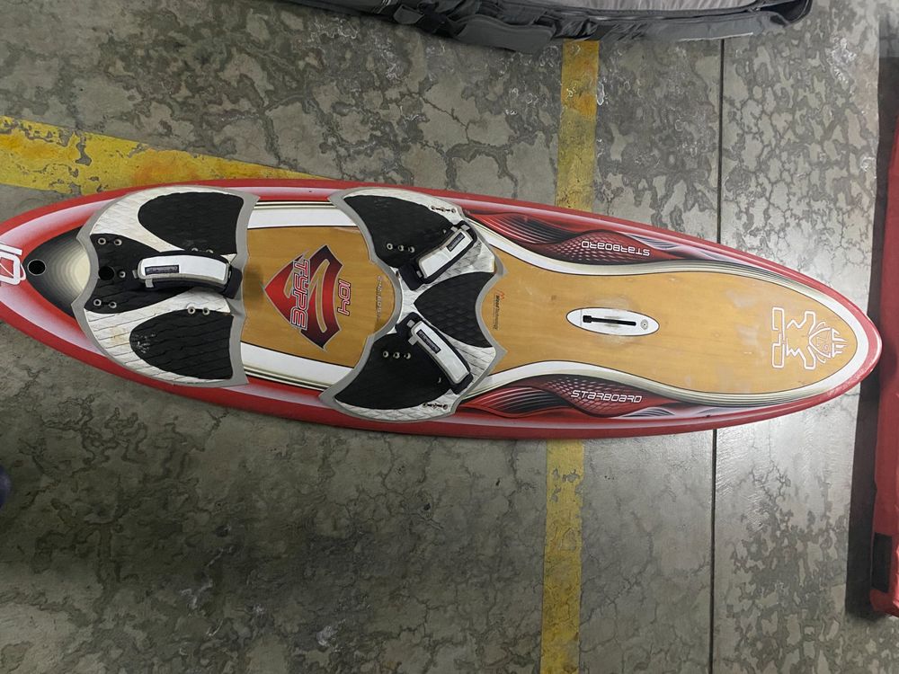 Windsurf Board Starboard 104 litres Kaufen auf Ricardo