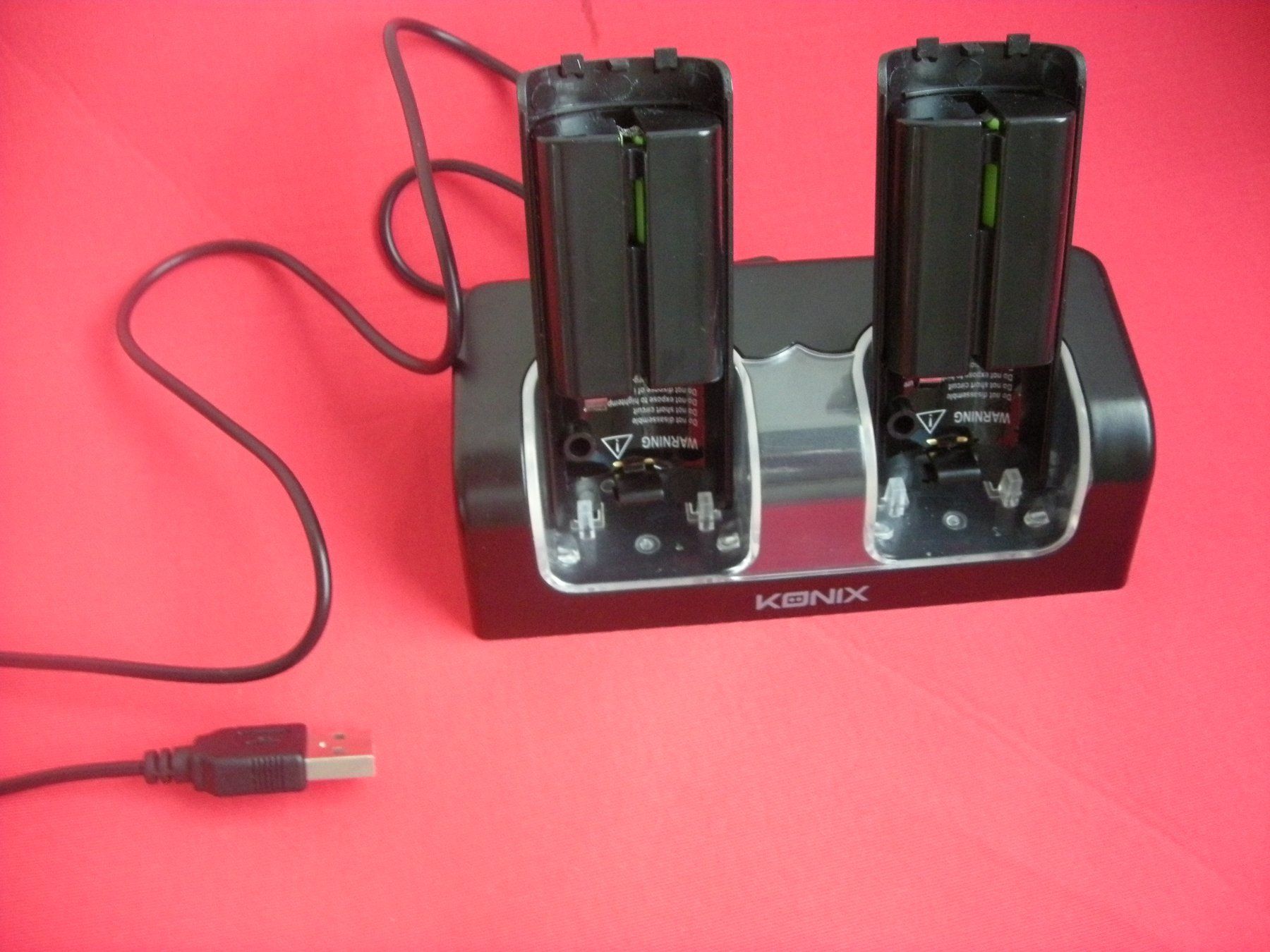 Nintendo Console: Wii Remote Kontrol Ladestation mit 2 Akkus – Usato da Spreitenbach venduto da Sniper8952 2