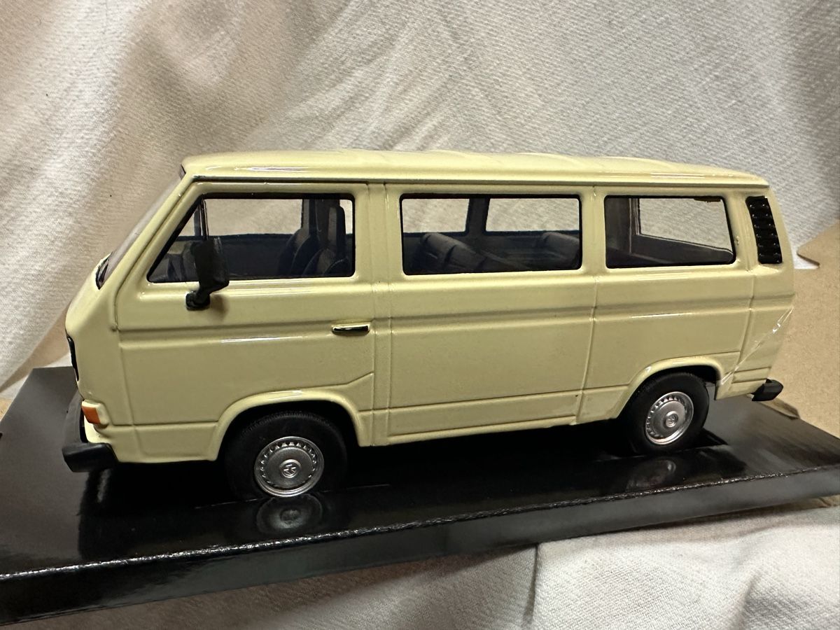 Volkswagen Modellini d'auto: Vw bus t3 type2 Oldtimer Classic volkswagen  – Nuovo (secondo la descrizione) da Reinach AG venduto da rares75 1