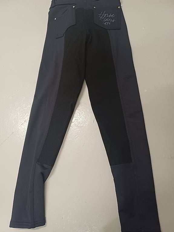 Pantaloni: Reithose Mädchen Gr. 143-152 – Usato da Roggliswil venduto da trek01 1