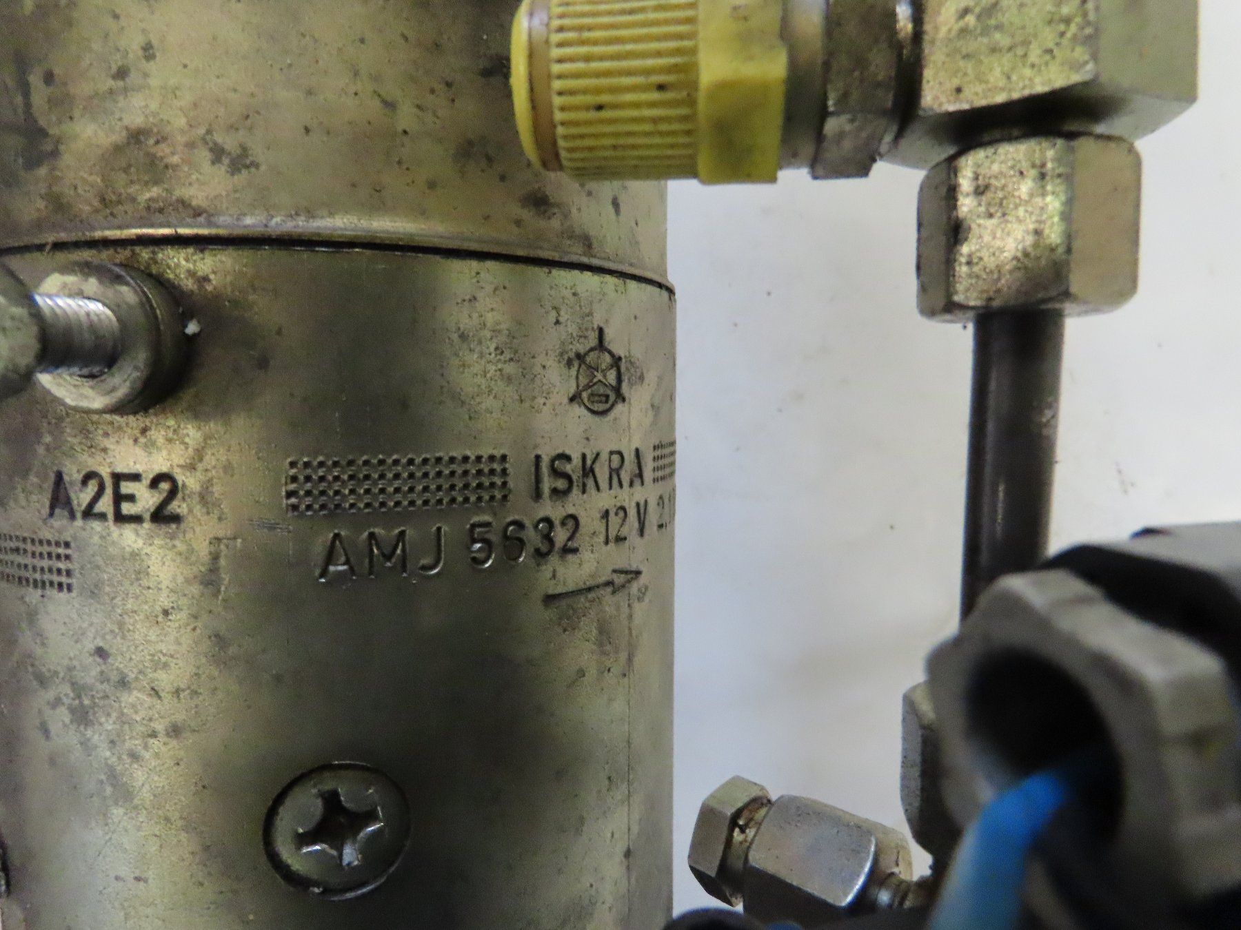 Motoren: Hubzylinder mit ISKRA Hyraulikmotor – Gebraucht aus Alpnach-Dorf von Hess-Automobile 9