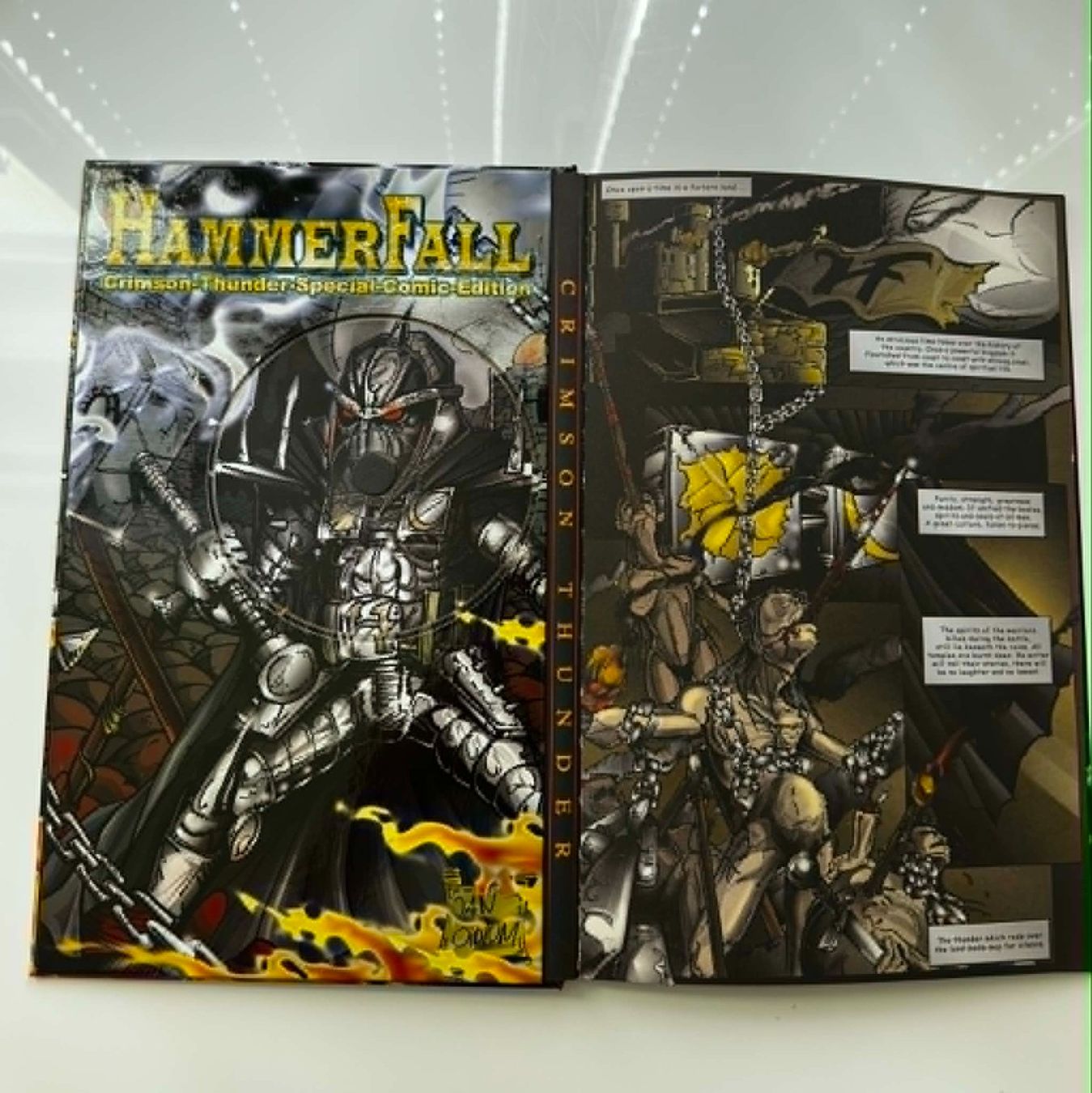 CD: Hammerfall Crimson Thunder Special edition dédicacé – Nuovo (secondo la descrizione) da Moutier venduto da GINGUM 1