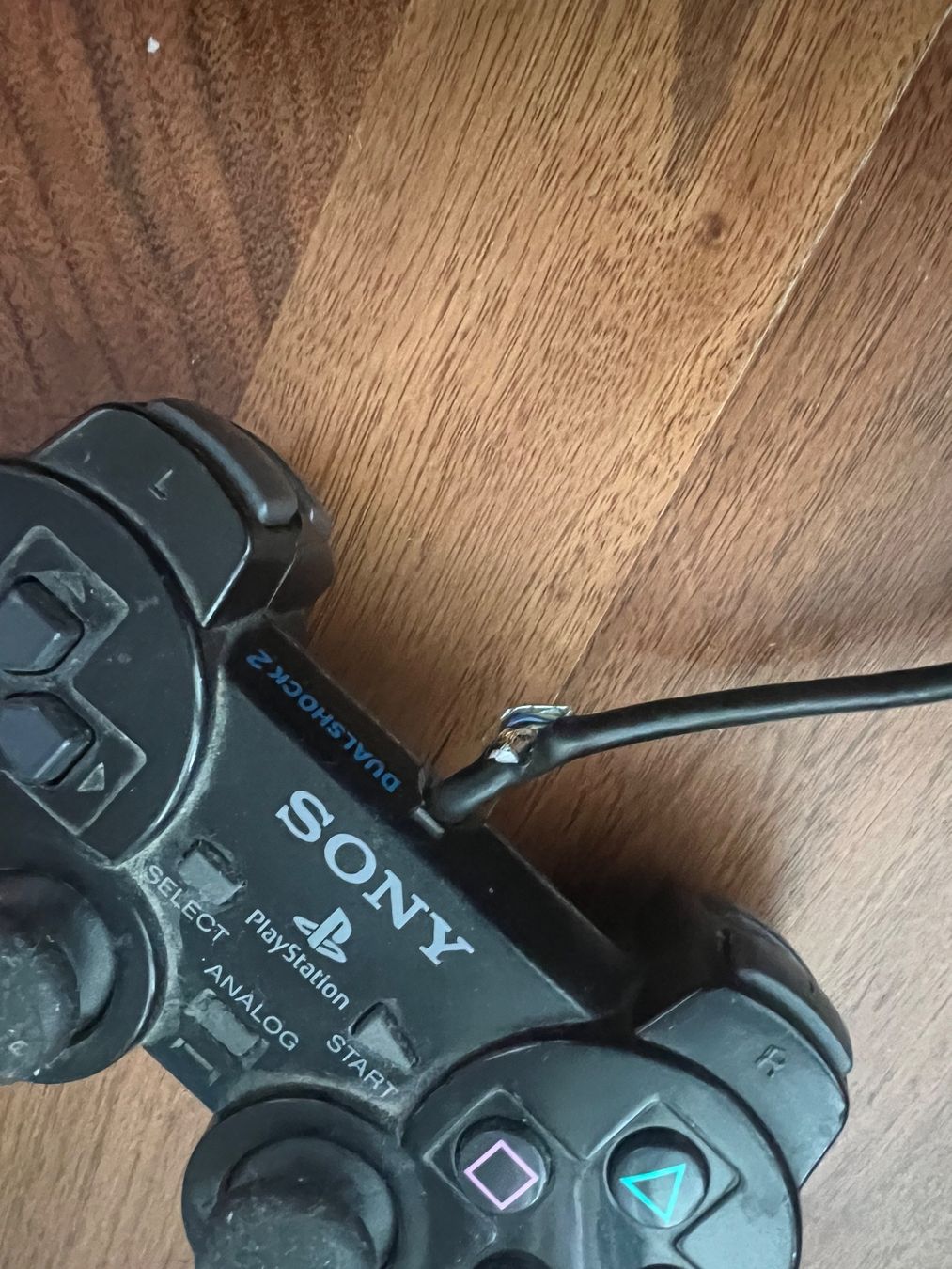 Sony Controller: 2x Playstation 2 Controller,Dualshock , PS2, Sony – Defekt aus Jona von  4
