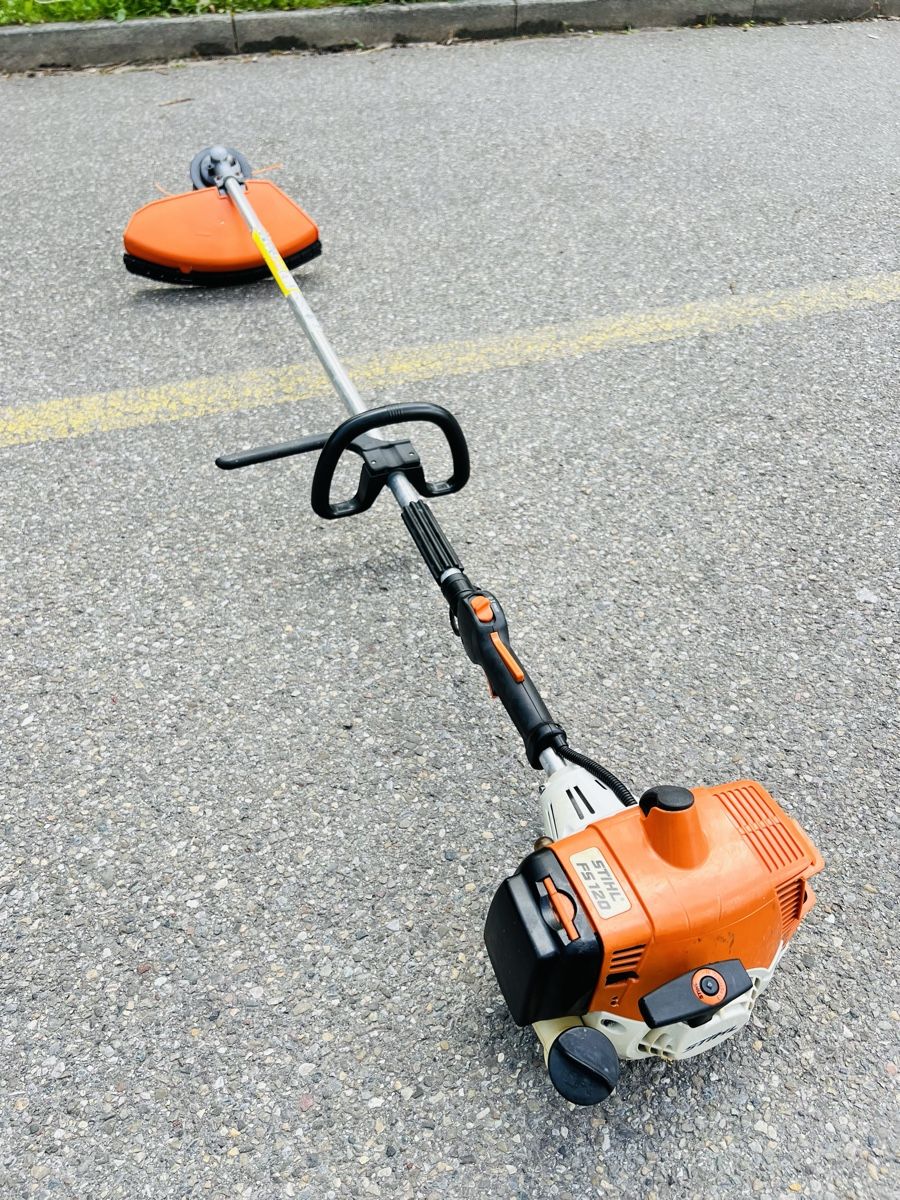 Stihl Tutti gli attrezzi: Rasentrimmer Stihl FS 120 – Usato da Urdorf venduto da Faz_19 1