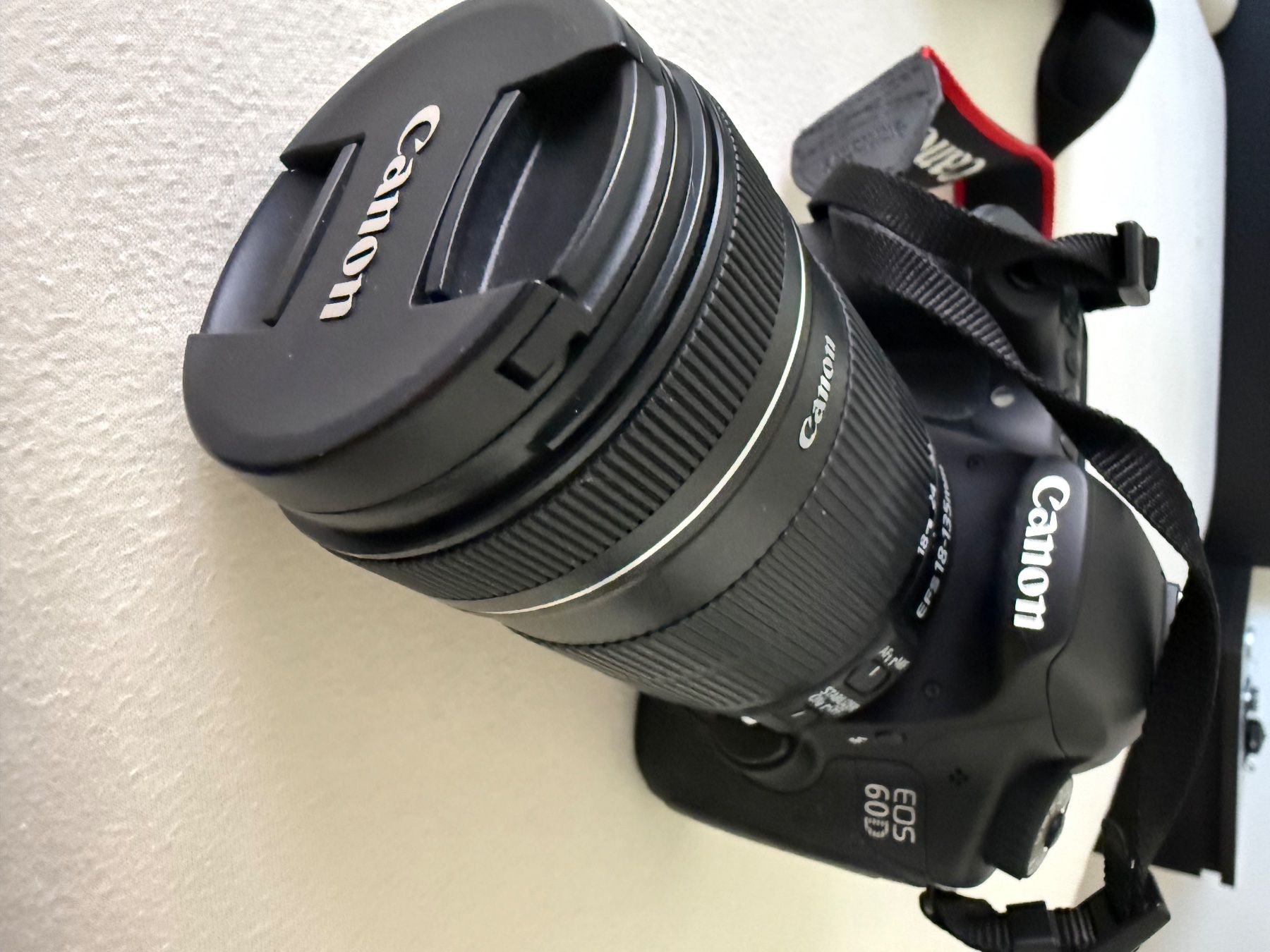 Canon Fotocamera: Canon EOS 60D DSLR – Usato da Oberwil BL venduto da napetak 1
