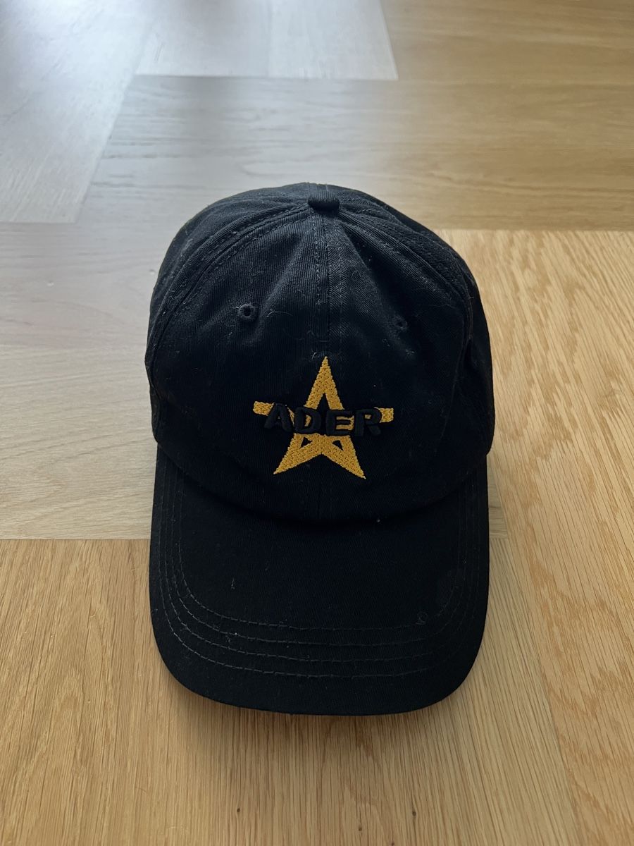 Chapeaux, bonnets & casquettes: Ader Error Wide Brim Short Star Cap – Neuf (Voir description) à Kriens par MM_FashionFusion