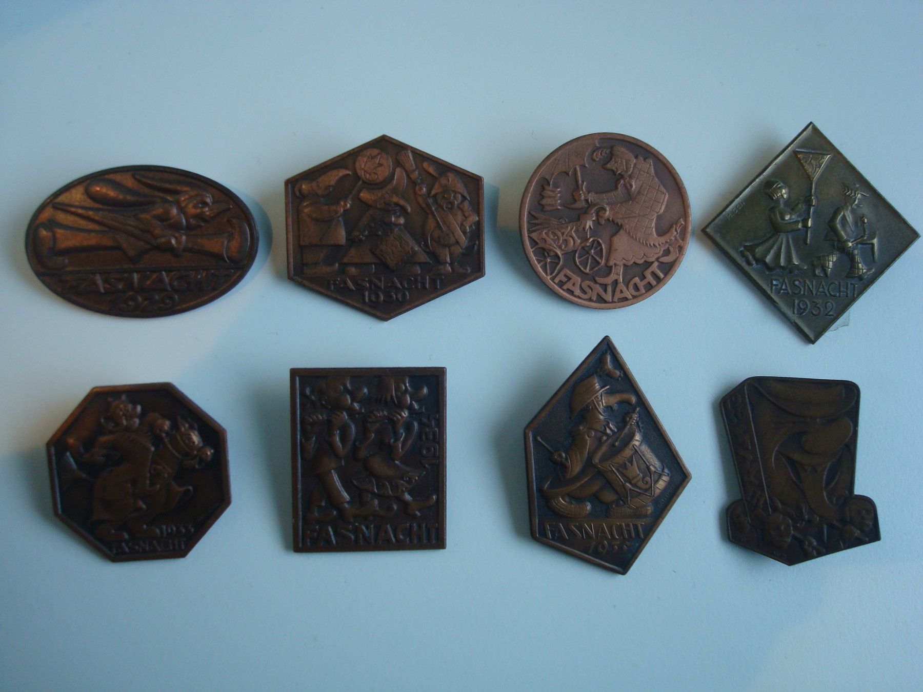 Placchette & Badge: Plaketten Kupfer 1929 bis 1936 – Usato da Riehen venduto da Baerewaegli