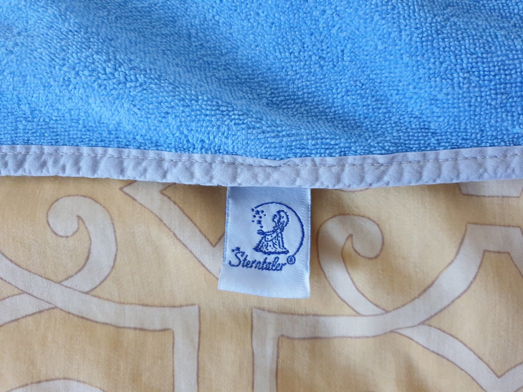Badetücher: Sterntaler Kinder Kaputzen-Badetuch – Gebraucht aus Emmetten von Hornberger 1