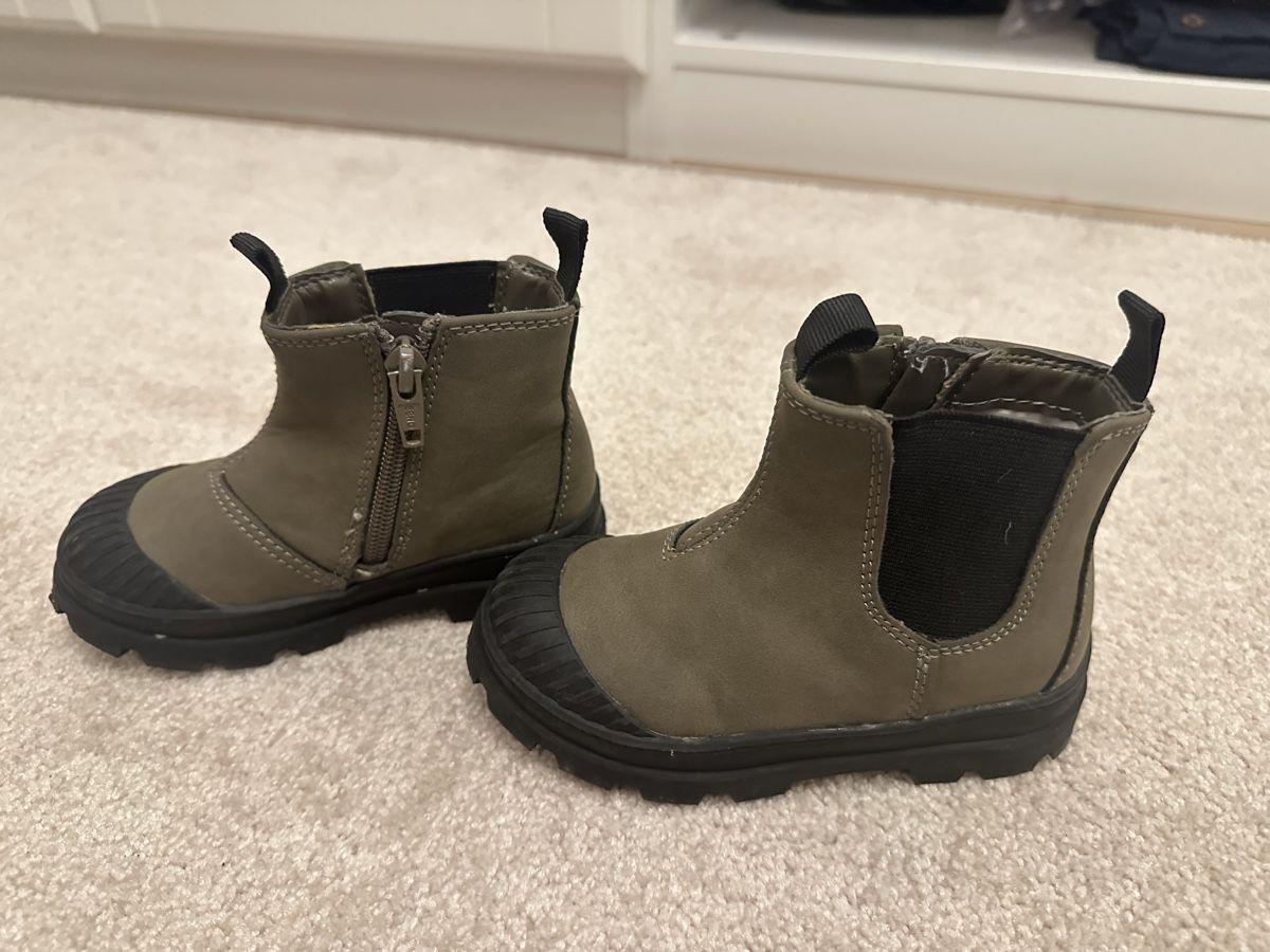 H&M Scarpe per ragazzi: Kinder Schuhe H&M – Usato da Uzwil venduto da sul_svh6