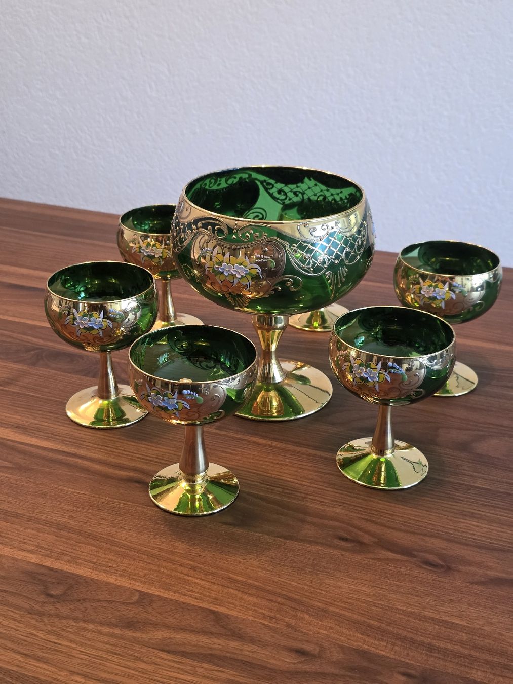 Bicchieri: Service à verres 7 pièces vert doré décoré style Murano – Usato da Biel/Bienne venduto da mao_z9nz