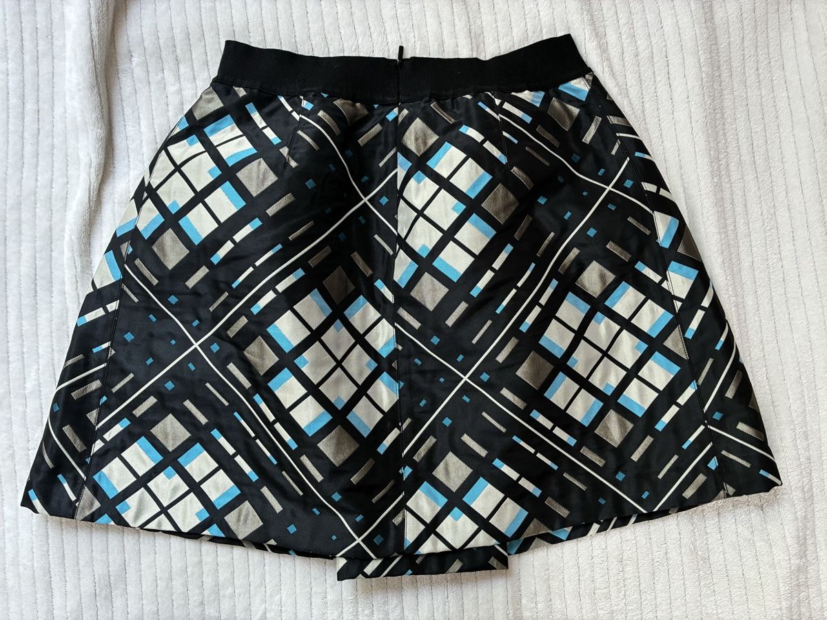 Pinko Gonne: PINKO mini skirt - IT40 EU34 – Usato da Lucens venduto da metaD 1