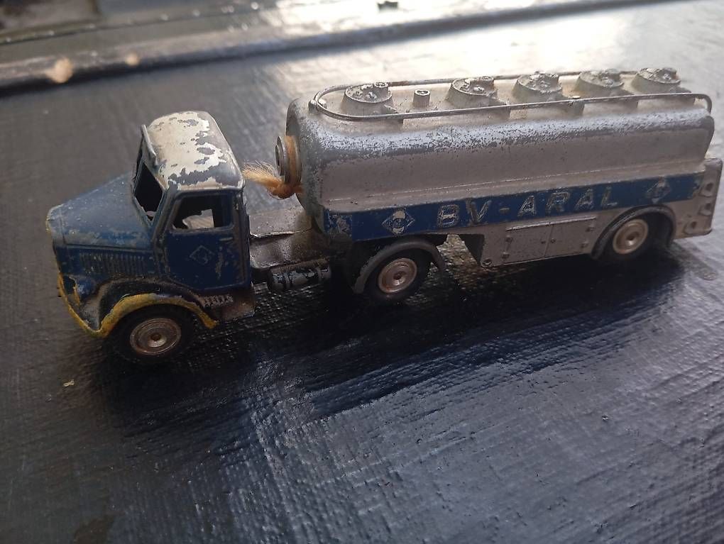 Modellautos: Modellauto Tankwagen BV-ARAL mit Gebrauchsspuren – Gebraucht aus Basel von Petergunn 2