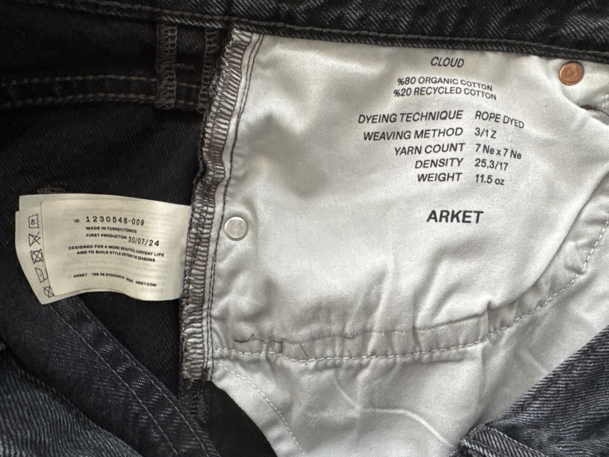 Arket Jeans: Weite Jeans Cloud, Arket, Gr 30 – Gebraucht aus Bonstetten von Tscat 3