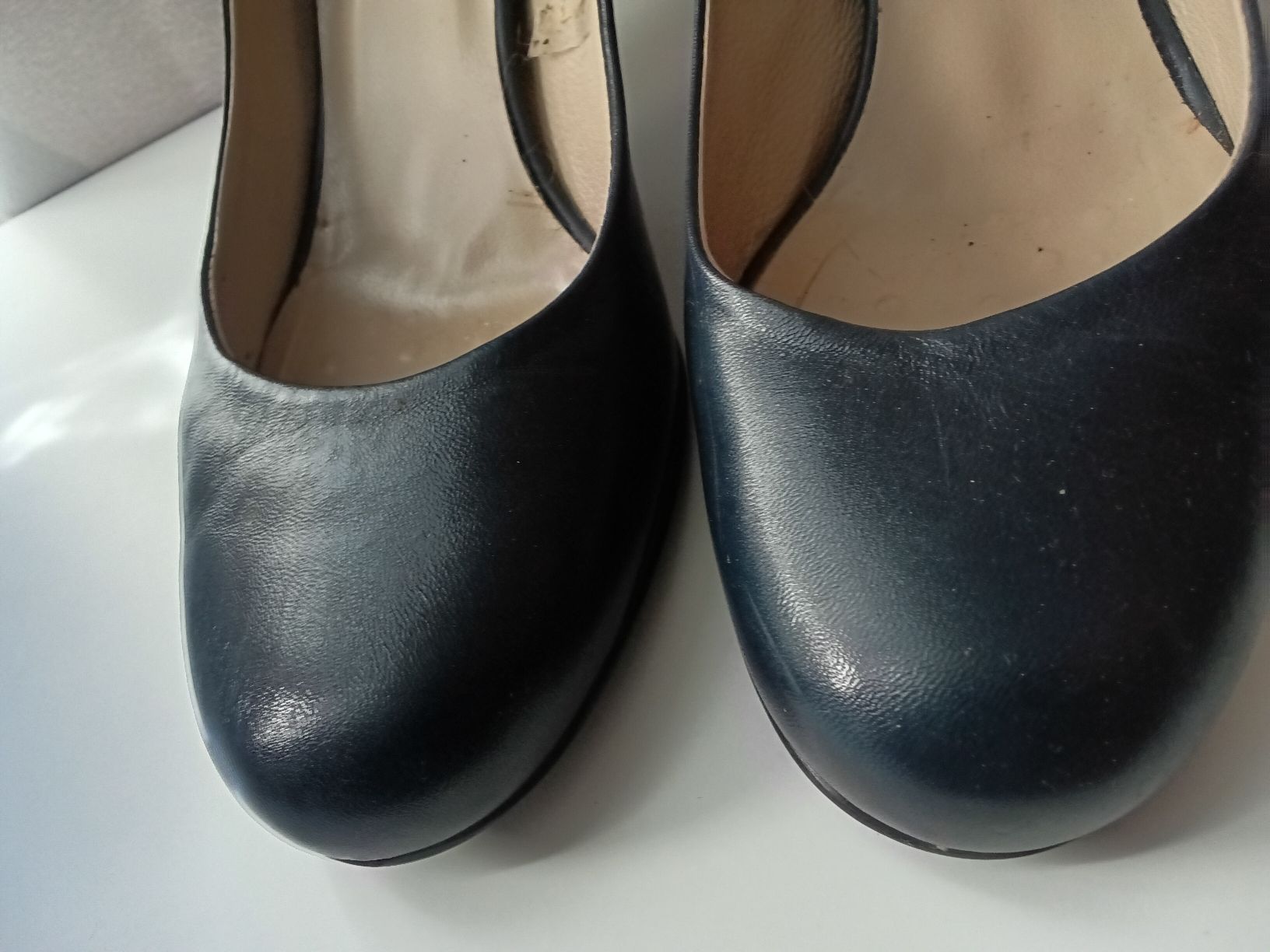 Navyboot Scarpe da donna: NAVYBOOT dark blue leather heels size 38 used condition – Usato da Immensee venduto da vgitter 2