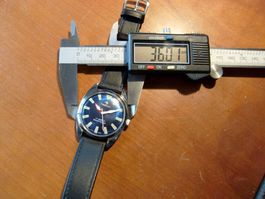 Schöne Tressa Vintage Handaufzug Date 1A