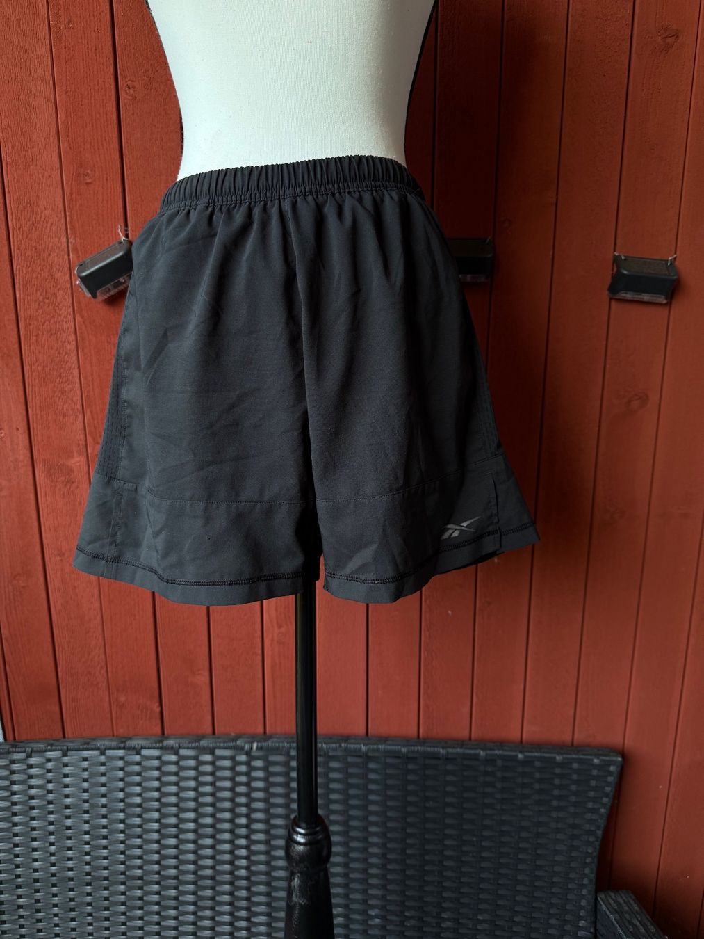 Reebok Pantaloni: Reebok Sport Shorts , Grösse S – Difettoso da Riehen venduto da edu_92w7