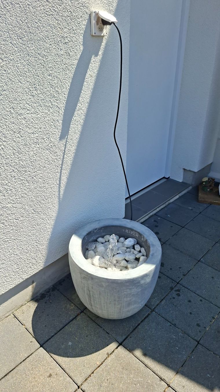 Teiche & Zierbrunnen: Fontaine – Gebraucht aus Vicques von Laffaire11 1