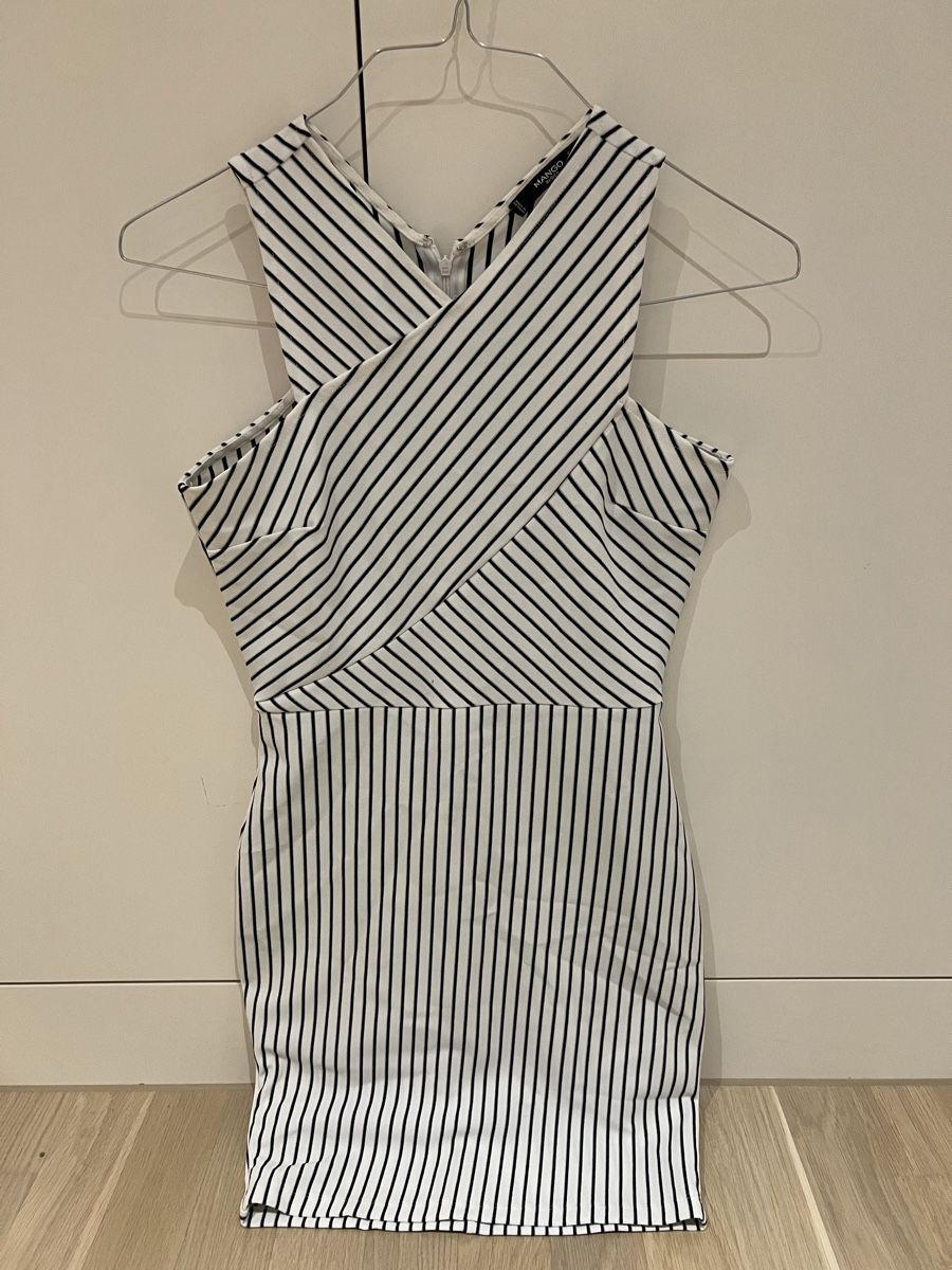 Mango Vestiti: Kleid – Nuovo (secondo la descrizione) da Zürich venduto da tyr_5j6q