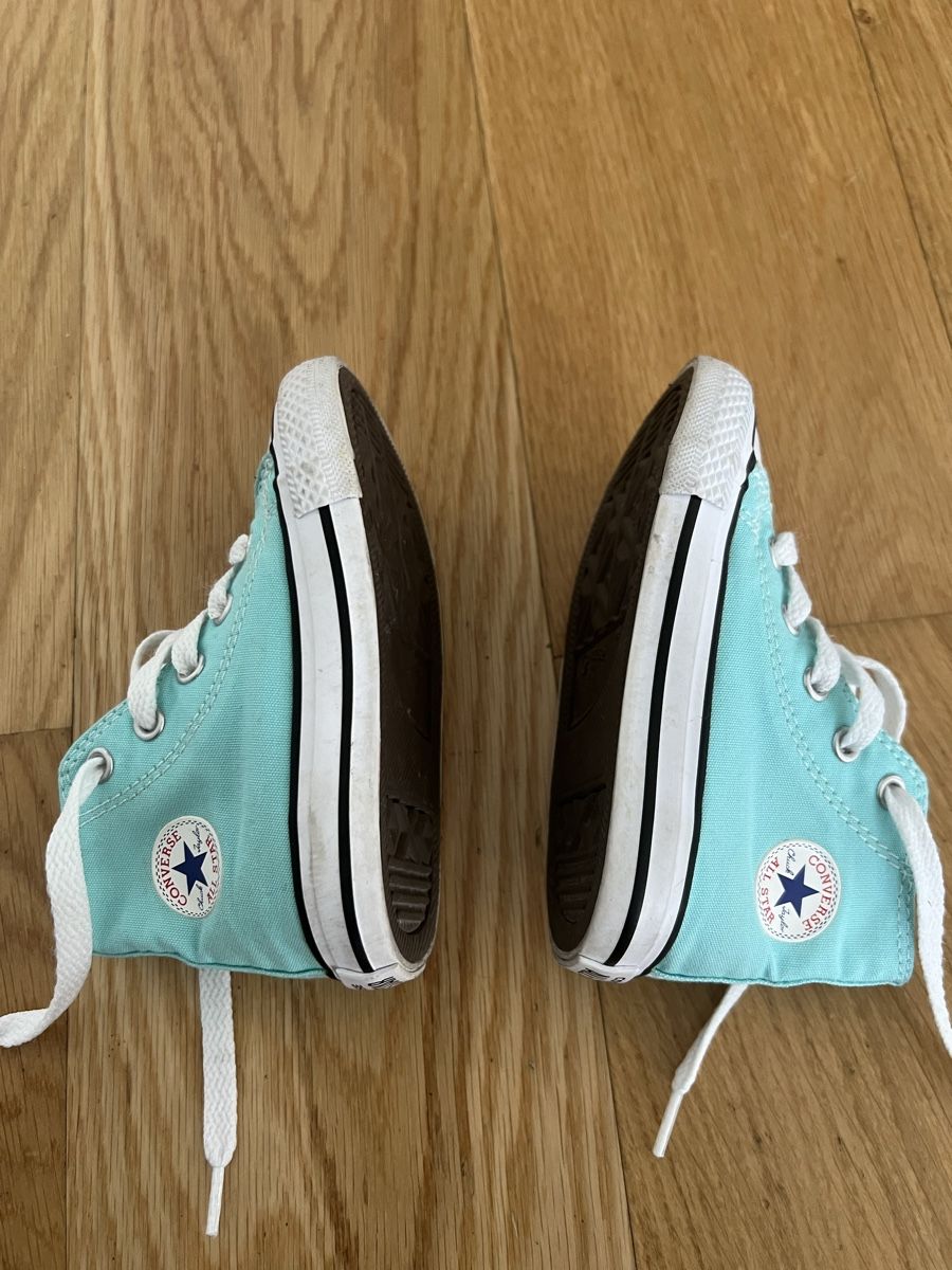 Converse Scarpe per ragazzi: Converse Chuck Light Aqua Gr. 22 – Usato da Zollikerberg venduto da Huglina 4